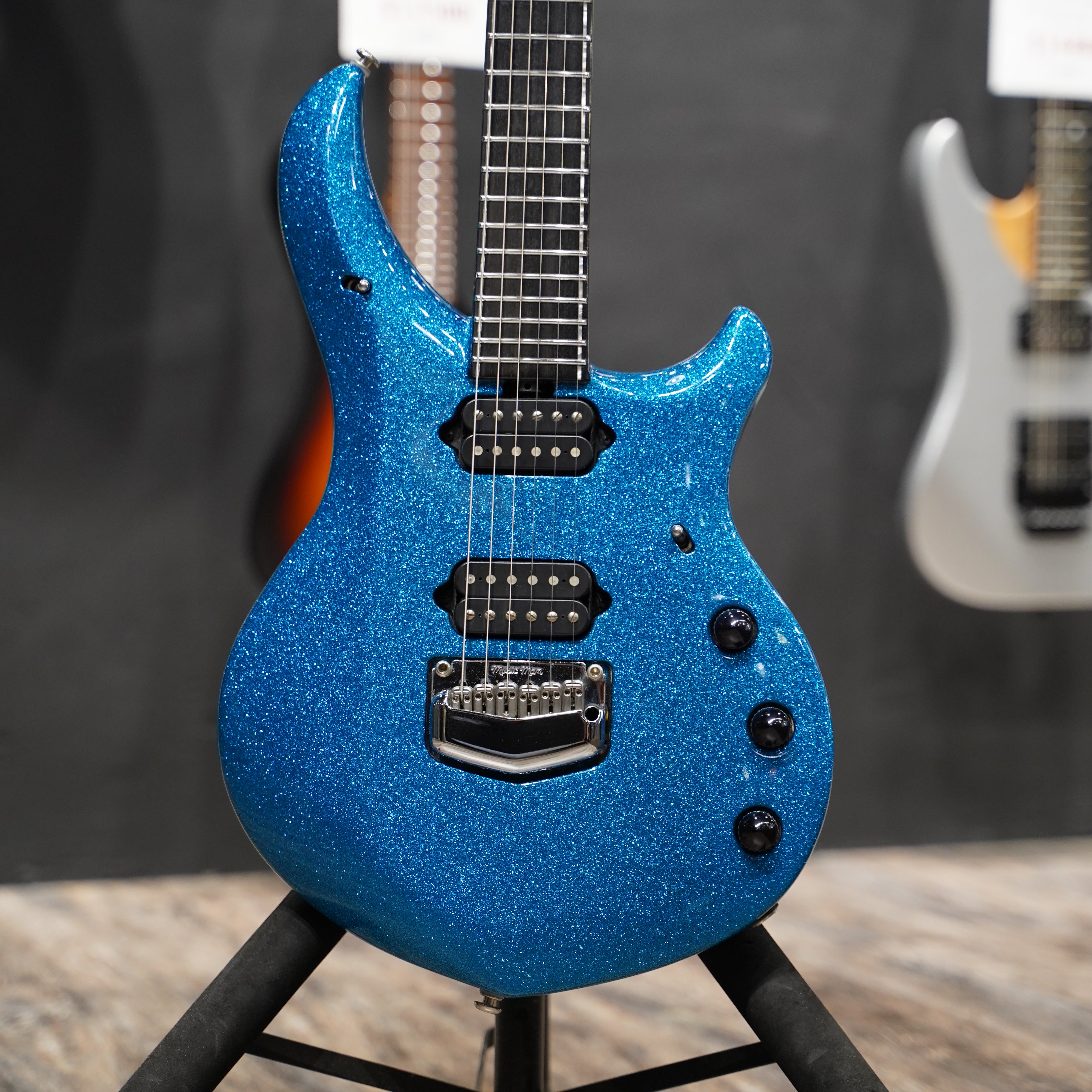 【PRE-OWNED】Musicman - BFR Majesty Marine Blue Sparkle