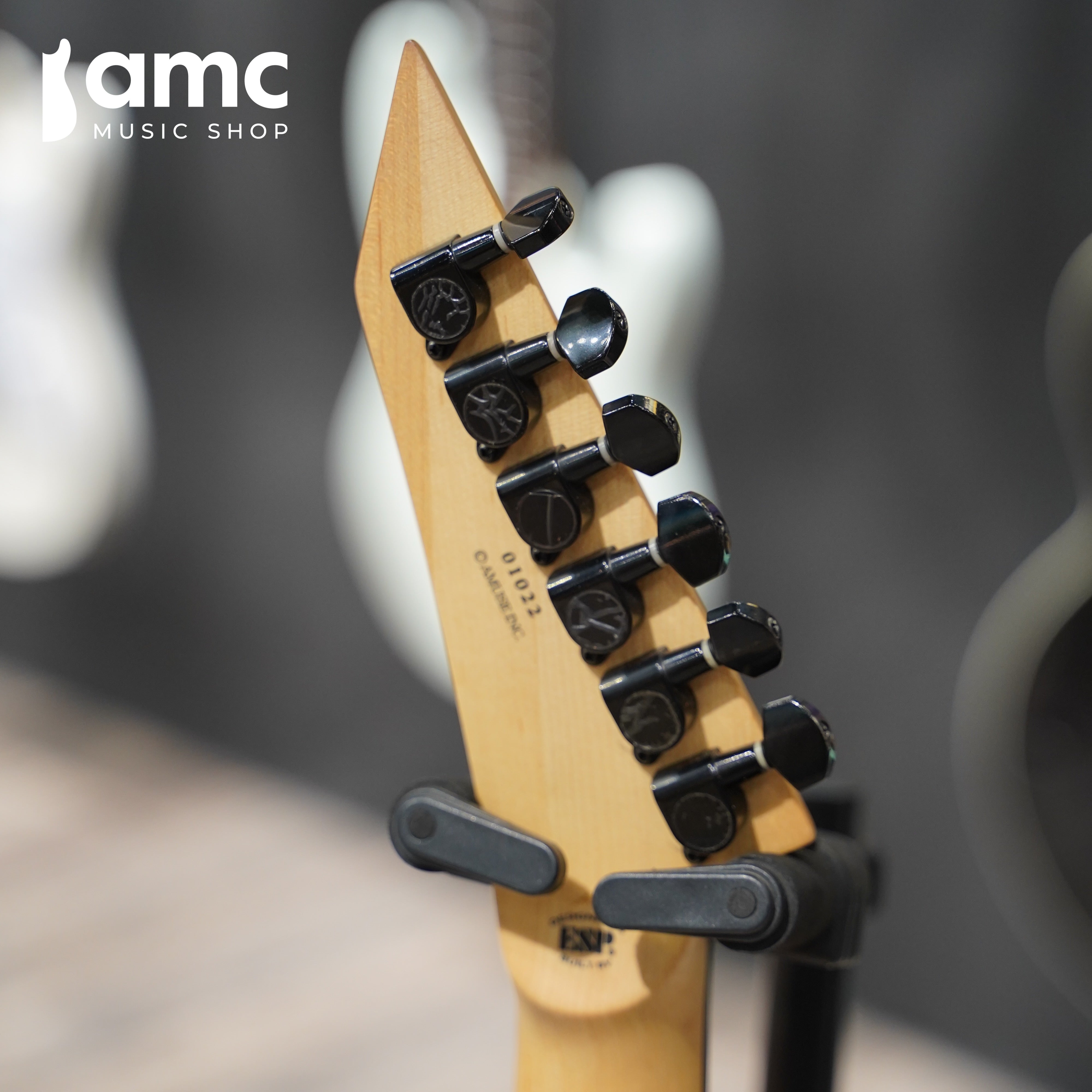 PRE-OWNED】ESP | Babymetal Mini Arrow Guitar THE ONE Limited – amc